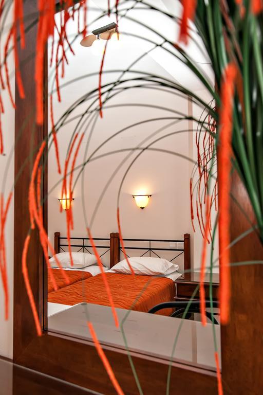 Arxontiko Hotel Tínos Eksteriør billede
