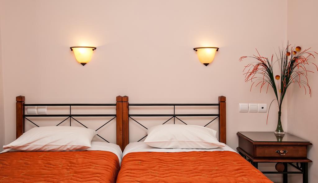 Arxontiko Hotel Tínos Eksteriør billede