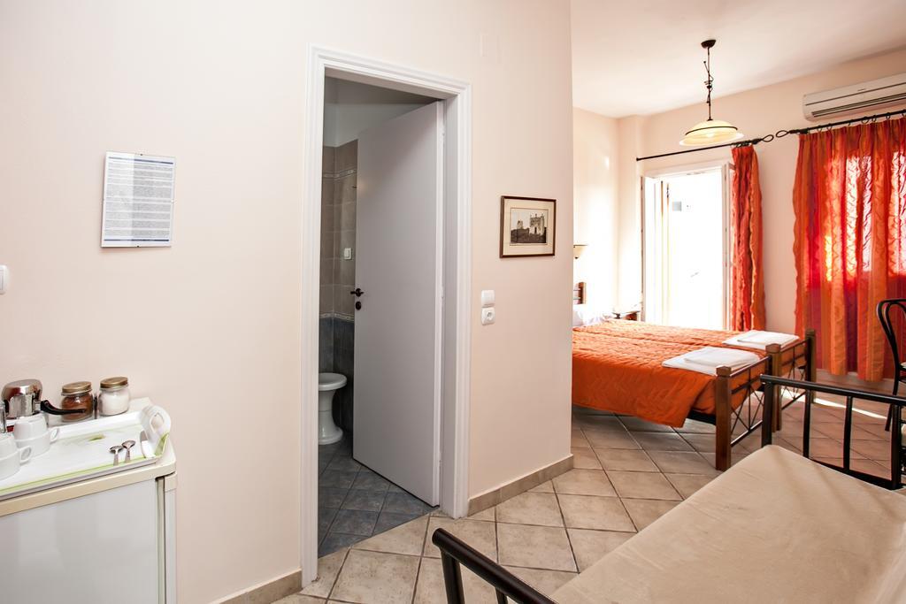 Arxontiko Hotel Tínos Eksteriør billede