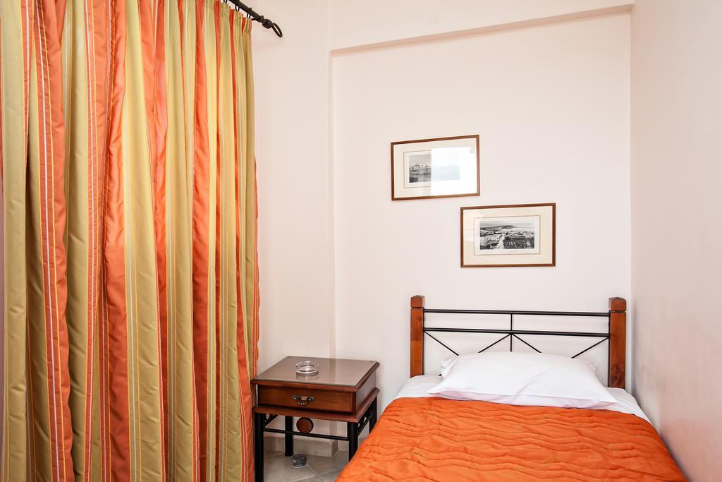 Arxontiko Hotel Tínos Eksteriør billede
